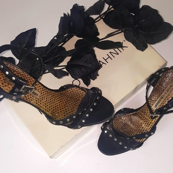 Manolo Blahnik Black Studded Strappy Heels Sandals - Picture 3 of 7